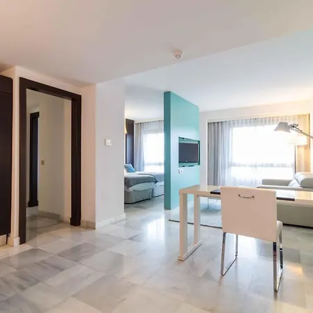 Suittes Hotel 3*