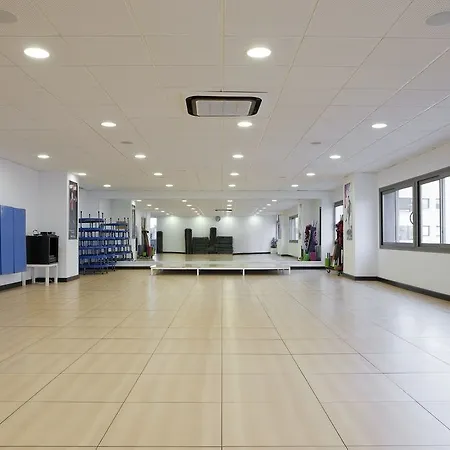 Hotel Suittes 3*